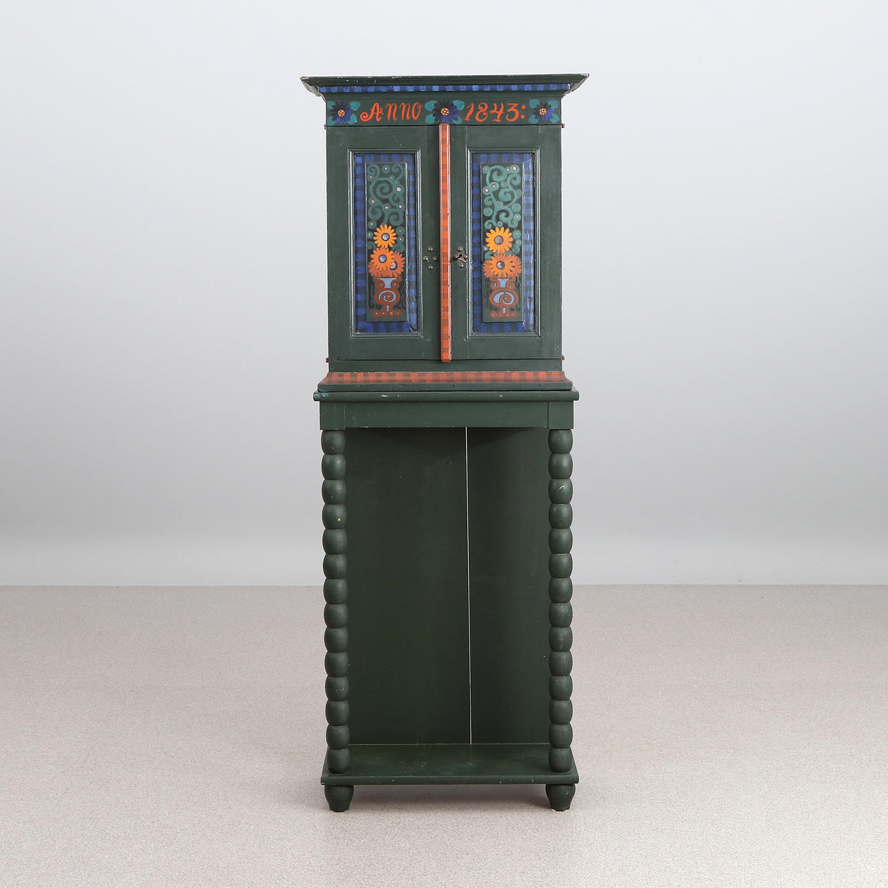 POST CABINETS. Painted wood. Allmoge, 19th century.