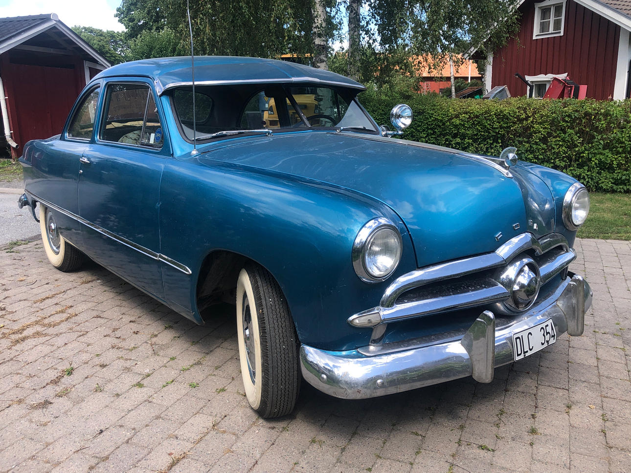 FORD CUSTOM 2dr coupé, 1949.