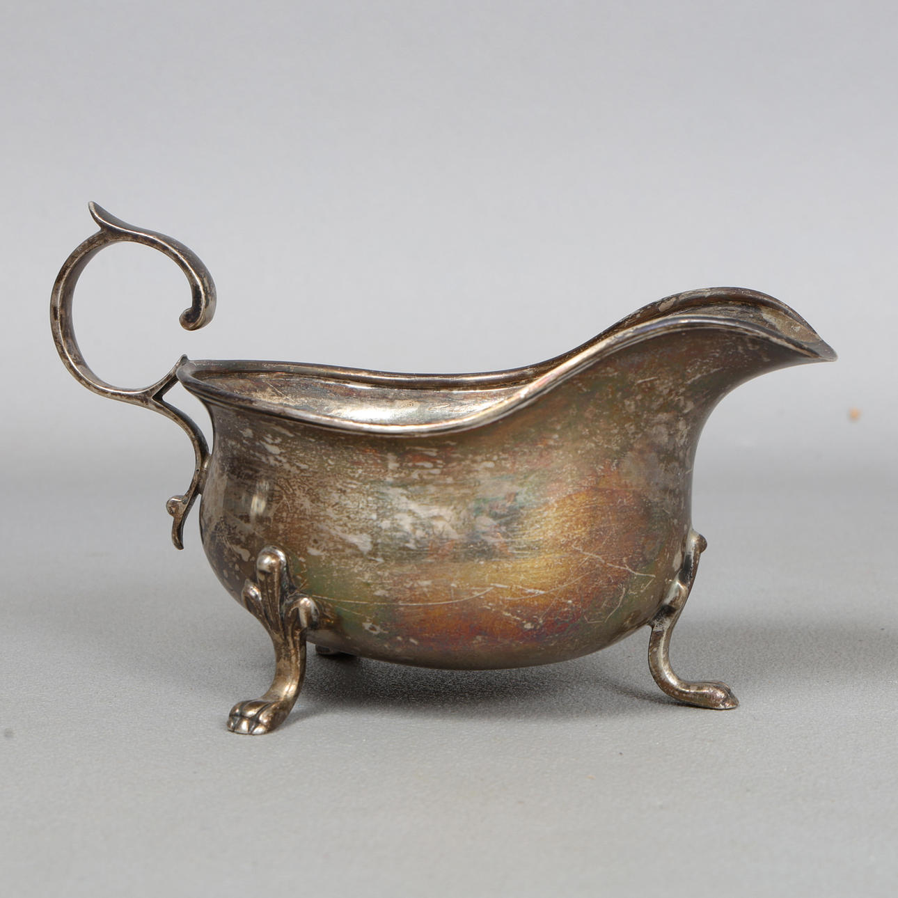 A GEORGE V SILVER SAUCEBOAT.