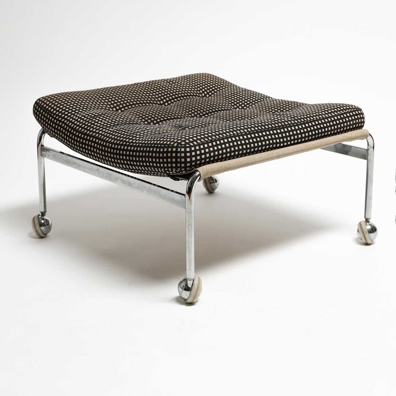 BRUNO MATHSSON. Jalkajakkara, ”Karin 73", DUX.