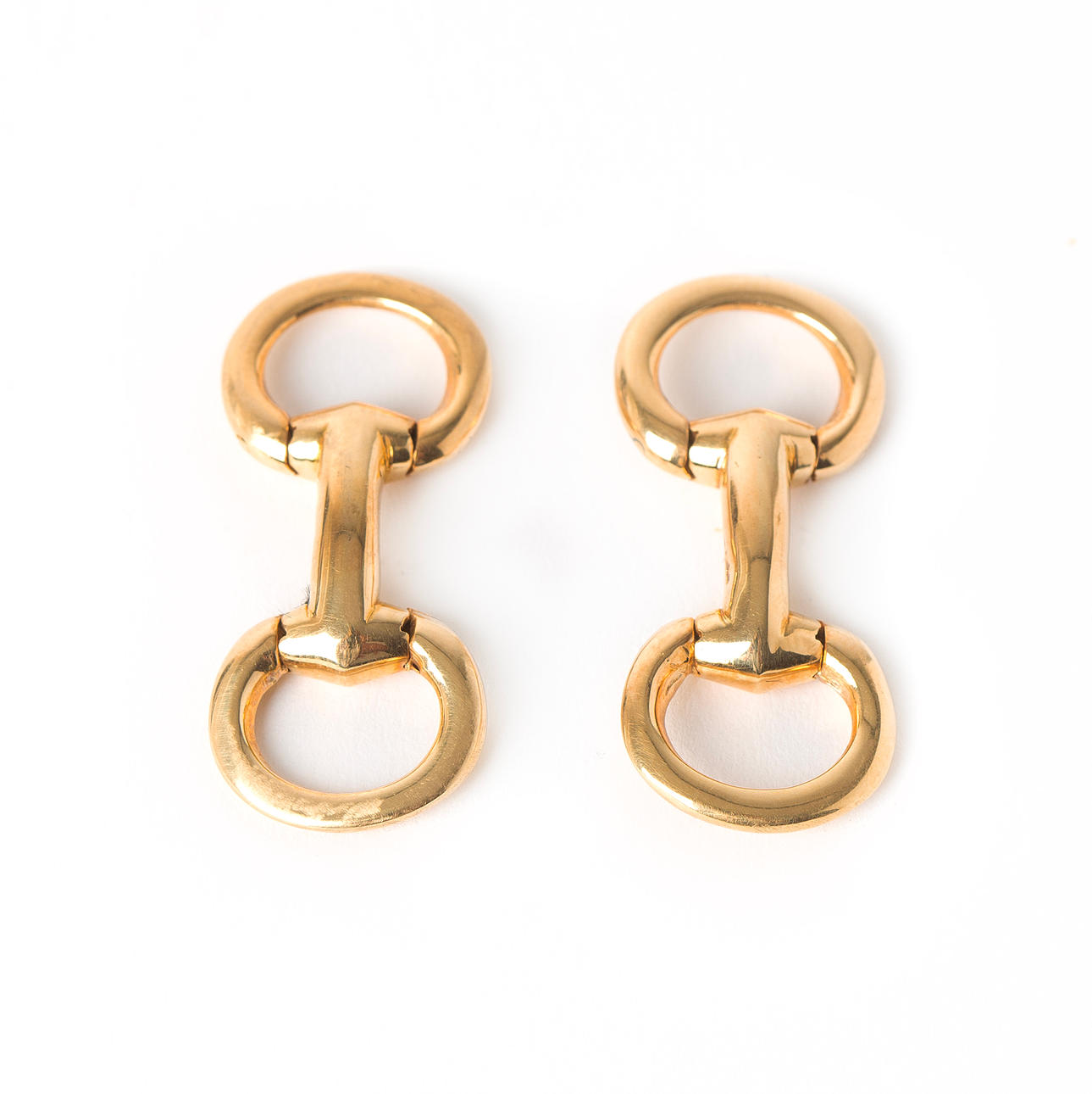 A HERMÈS, 18K gold cufflinks.