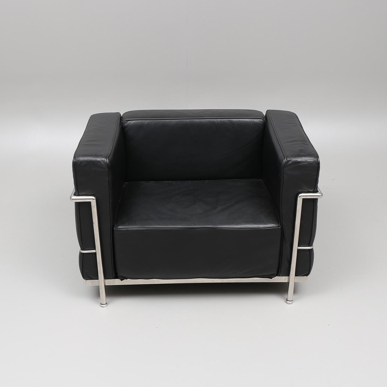 FÅTÖLJ, efter Le Corbusier, 1900-talets andra hälft.