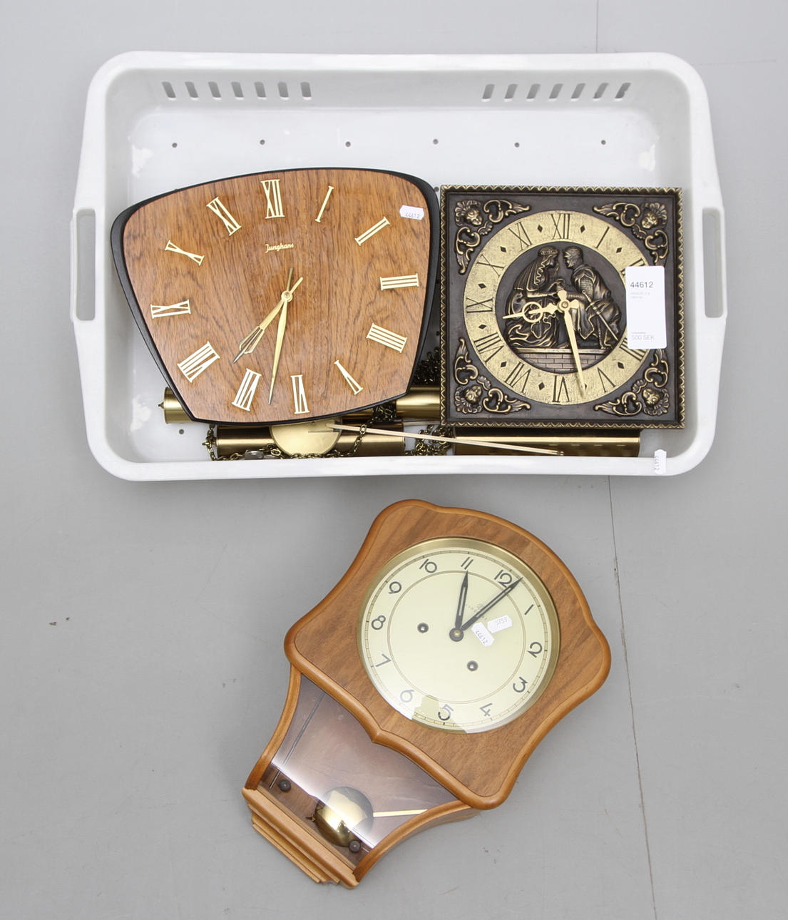 VÄGGUR, 3 st, 1900-tal.