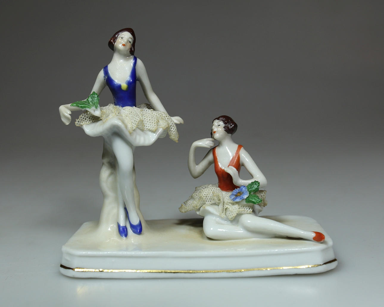 SCHEIBE-ALSBACH. ”KVINNLIGA DANSARE”.