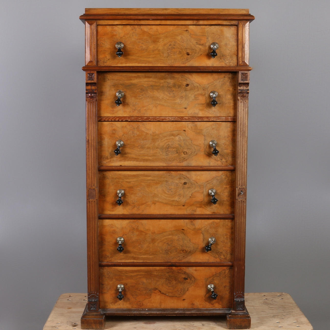 HERRBYRÅ, valnöt, sent 1800-tal.