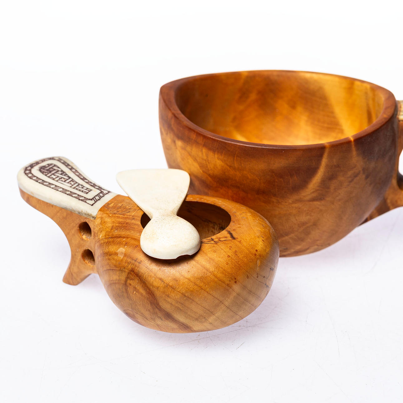 SAMESLÖJD, 3 pieces incl. cowl.