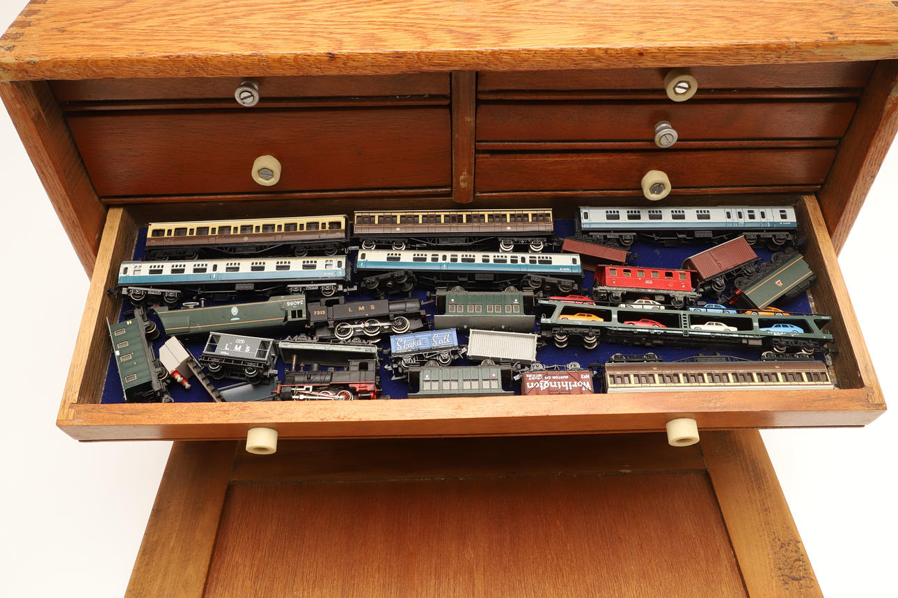 A PECO 'N' GAUGE MODEL RAILWAY.