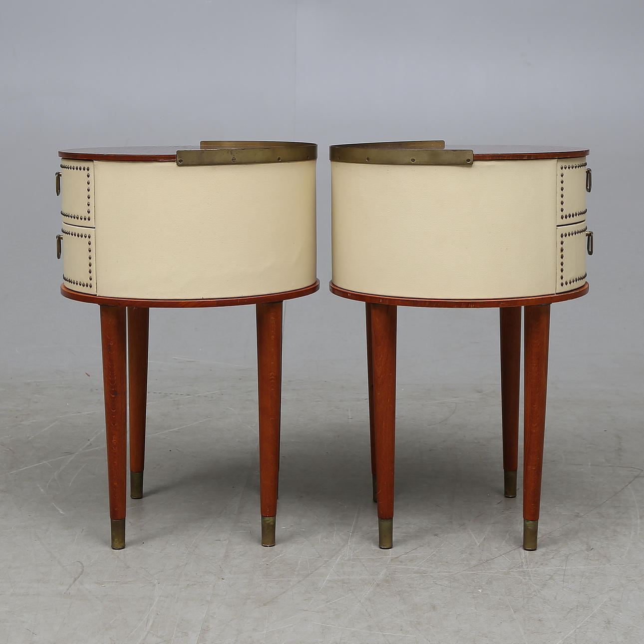SÄNGBORD, ett par, Halvdan Pettersson Möbelfabrik, Tibro, 1950-tal.