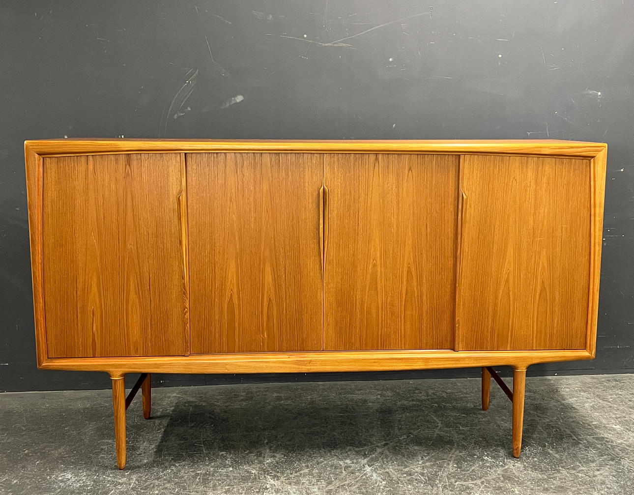 AXEL CHRISTENSEN. HIGHBOARD.