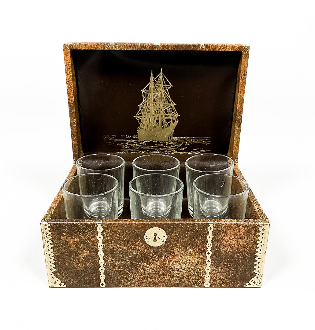 SNAPSGLAS, 6 pcs, in a case, Philipp, Malmö, Sweden.