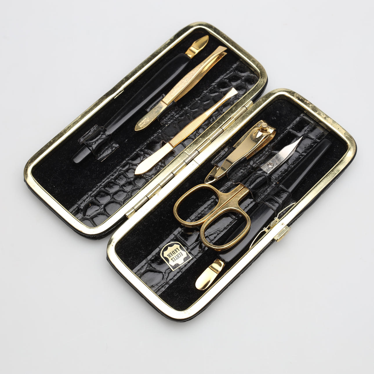 MANICURE SET, metal, Solingen.