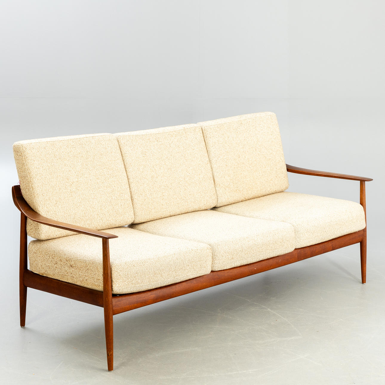 Knoll Antimott. Teak 3-seater sofa, 1960s.