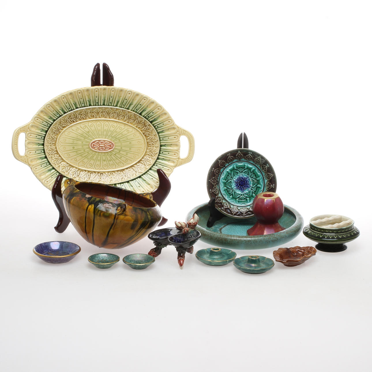 PARTI KERAMIK & PORSLIN, 13 delar, bl a Josef Ekberg, 18/1900-tal.