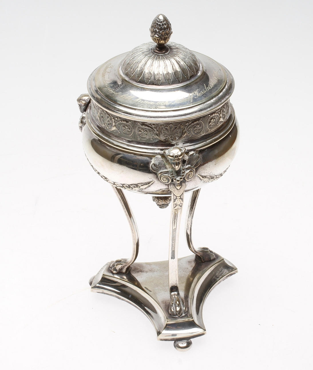 SOCKERSKÅL med LOCK, nysilver, Empire-stil, 1900-tal.