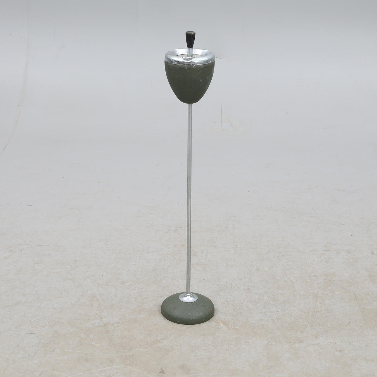 ASHTRAY, floor model.