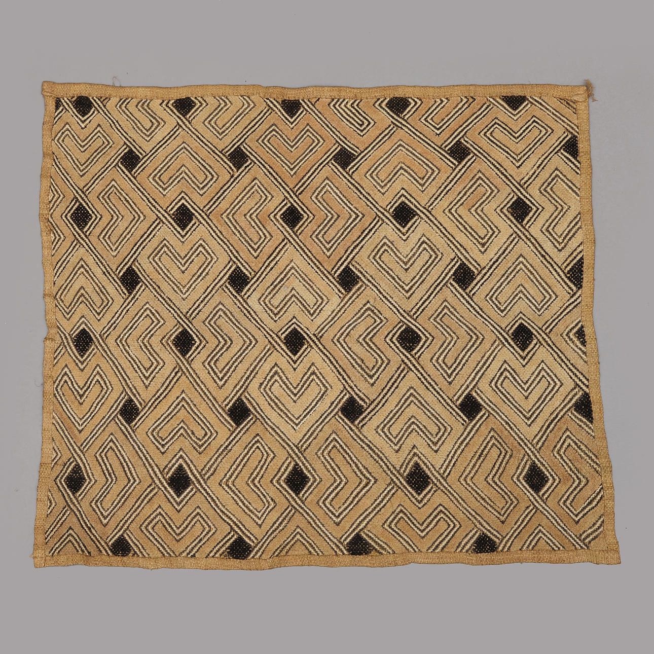 RAFFIA TEXTILE, Shoowa, D.R. Congo, 20th century. Ethnographica ...