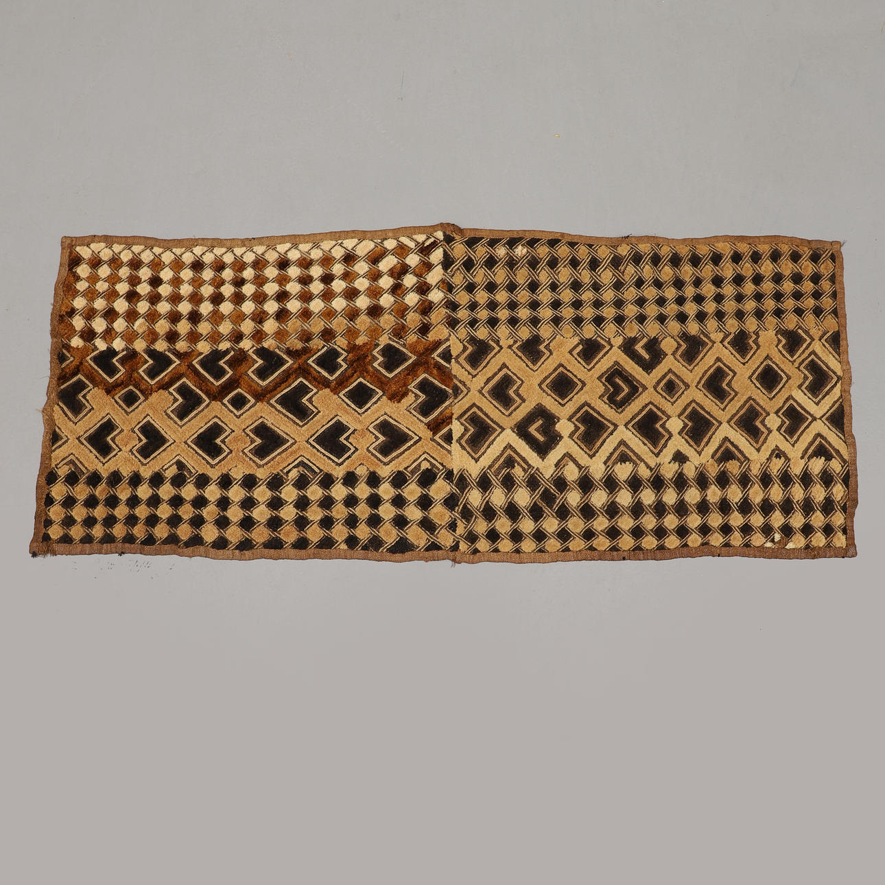 RAFFIA TEXTILE, Shoowa, dobbelt, D.R. Congo, 20. århundrede.