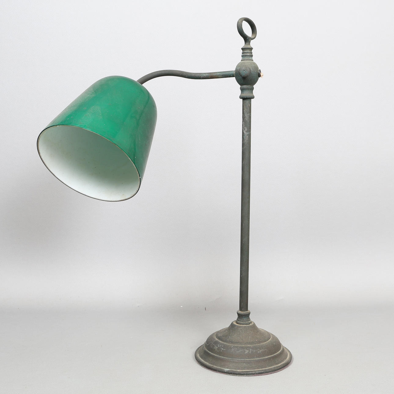AN EARLY 20TH CENTURY DESK LAMP. Lighting & Lamps - Table Lamps - Auctionet