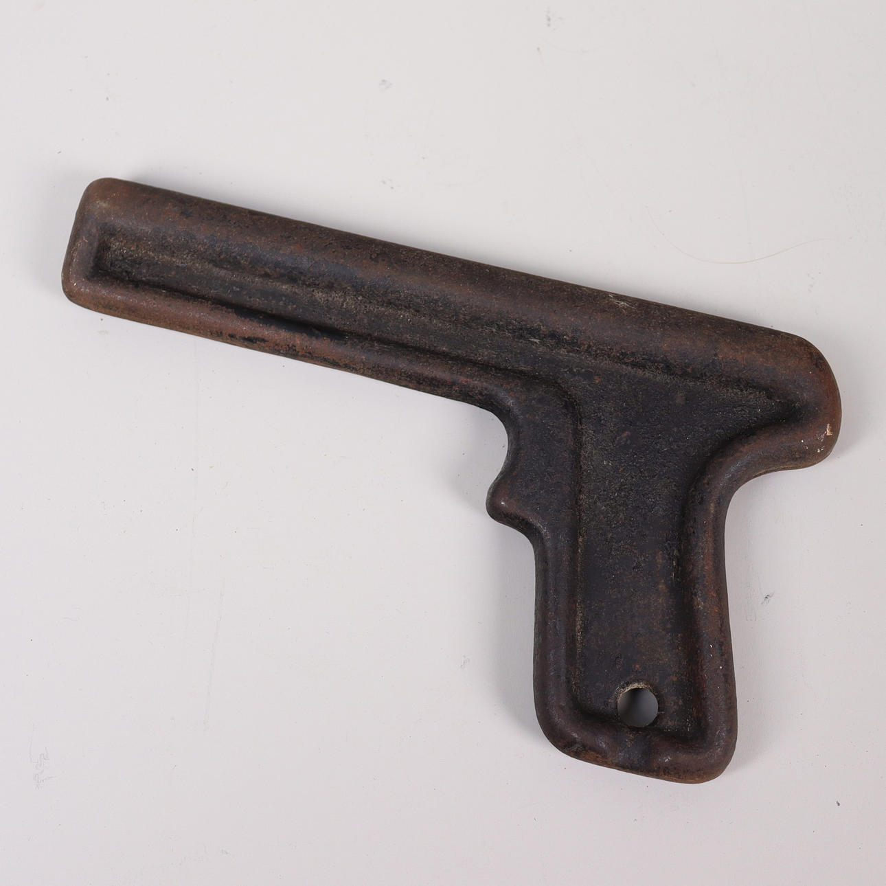 PISTOLATRAPP, m/1928, cast iron.