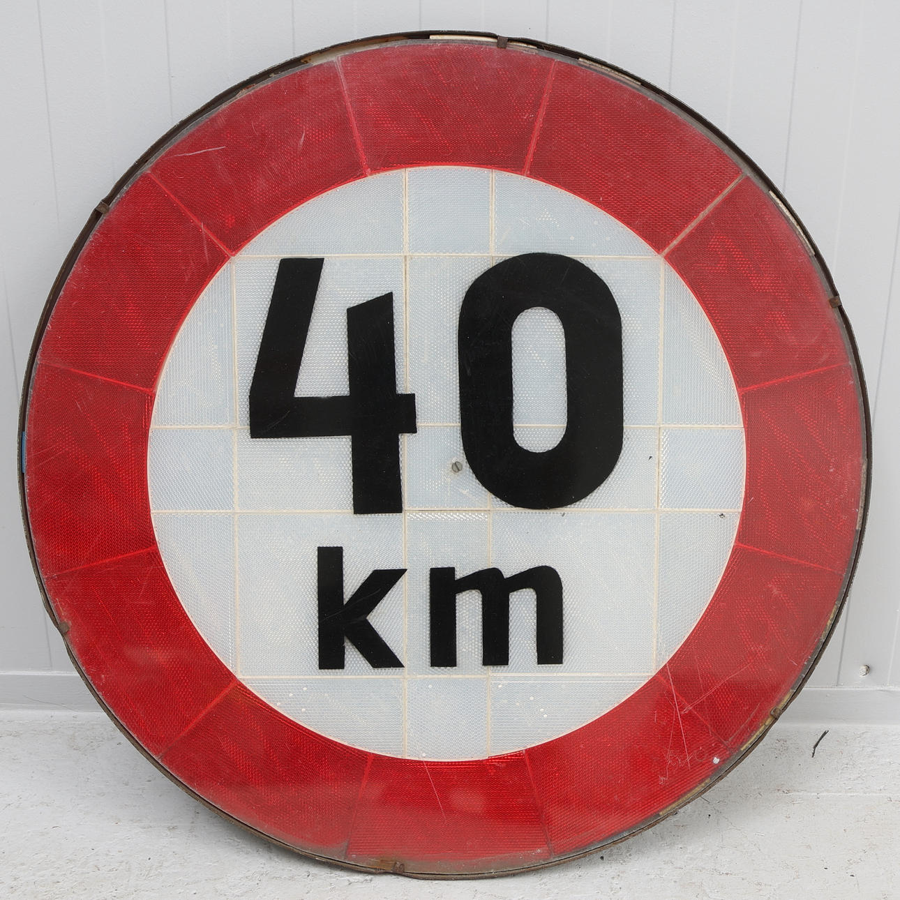 ROAD SIGN, speed sign., 40 km, Denmark.