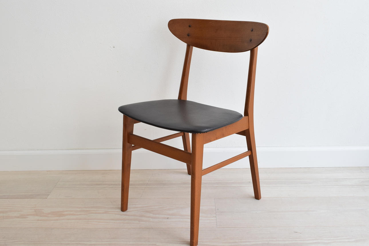 STOL I TEAK MED LÄDER SITS, 1950.