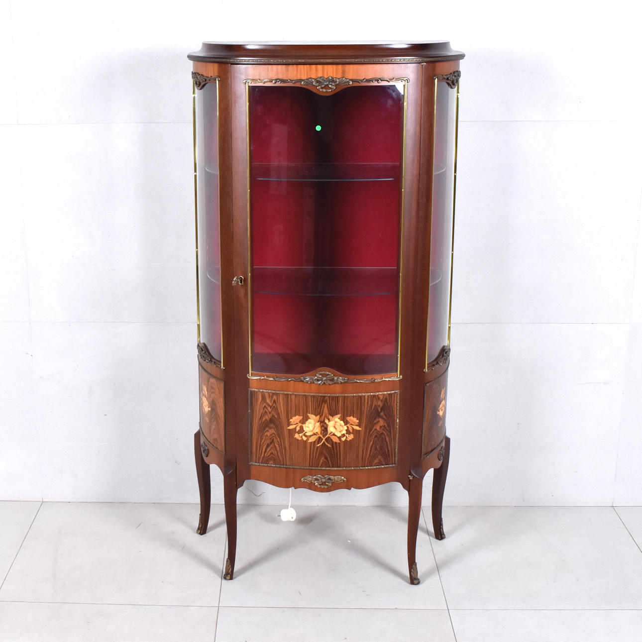 DISPLAY CABINET, MAHOGANY WITH INTARSIA.