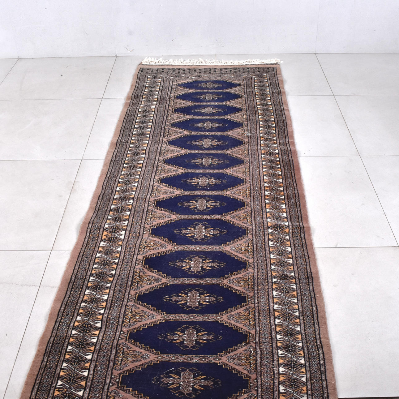 GALLERY MAT, OLD PAKISTAN.