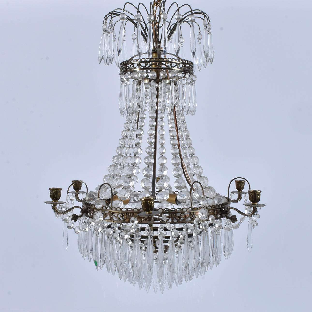 DECKENLÜSTER, MESSING MIT PRISMEN.