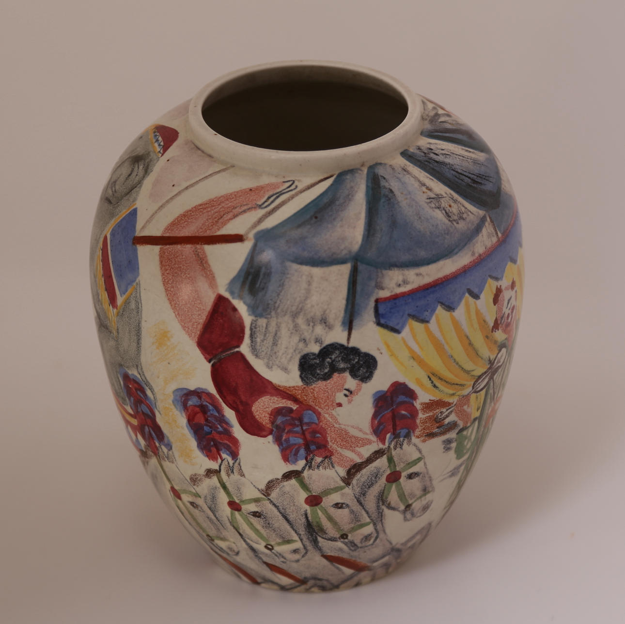 VAS, keramik, signerad Hedy Heiman 1942 - Cirkus - Rörstrand.