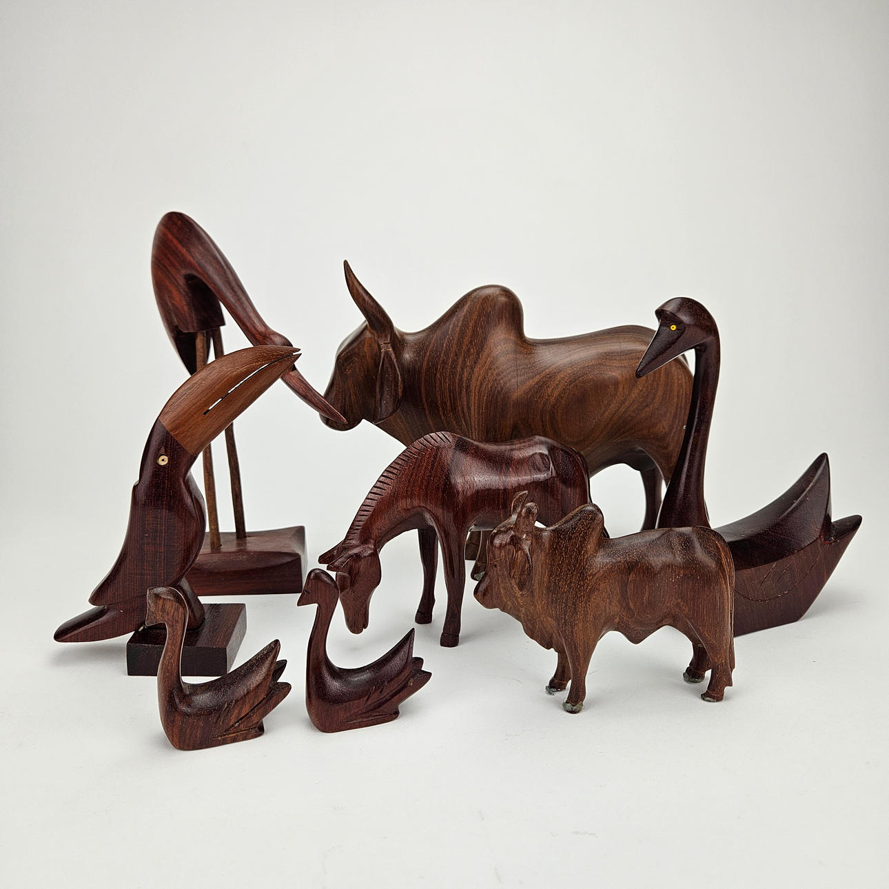 8 animal sculptures, possibly Brazil.