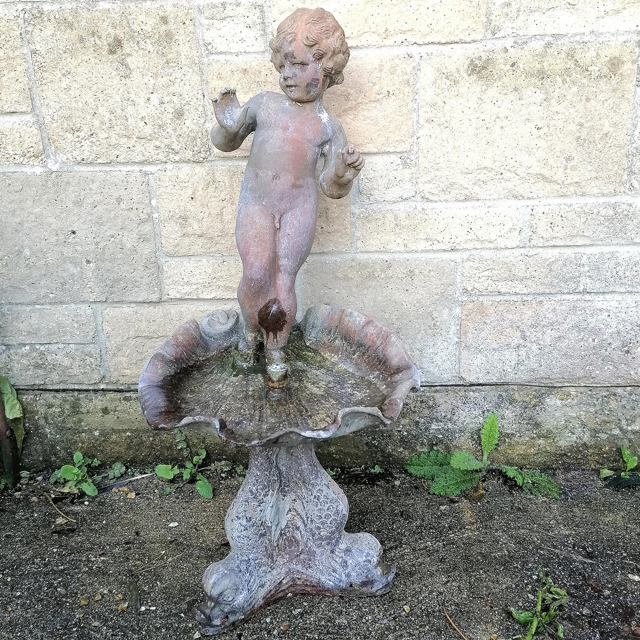 ANTIQUE LEAD WATER FEATURE.