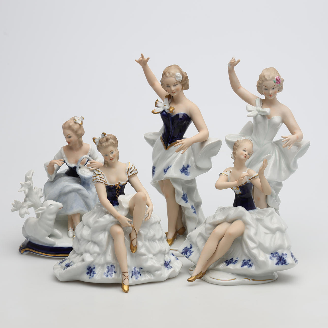 FIGURINER, 5 st, posliinia, Wallendorf, Saksa.