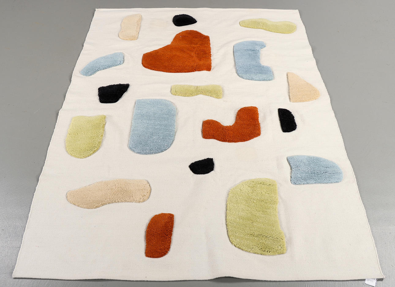 MATTA Lokalt Ikea, 240x170 cm.