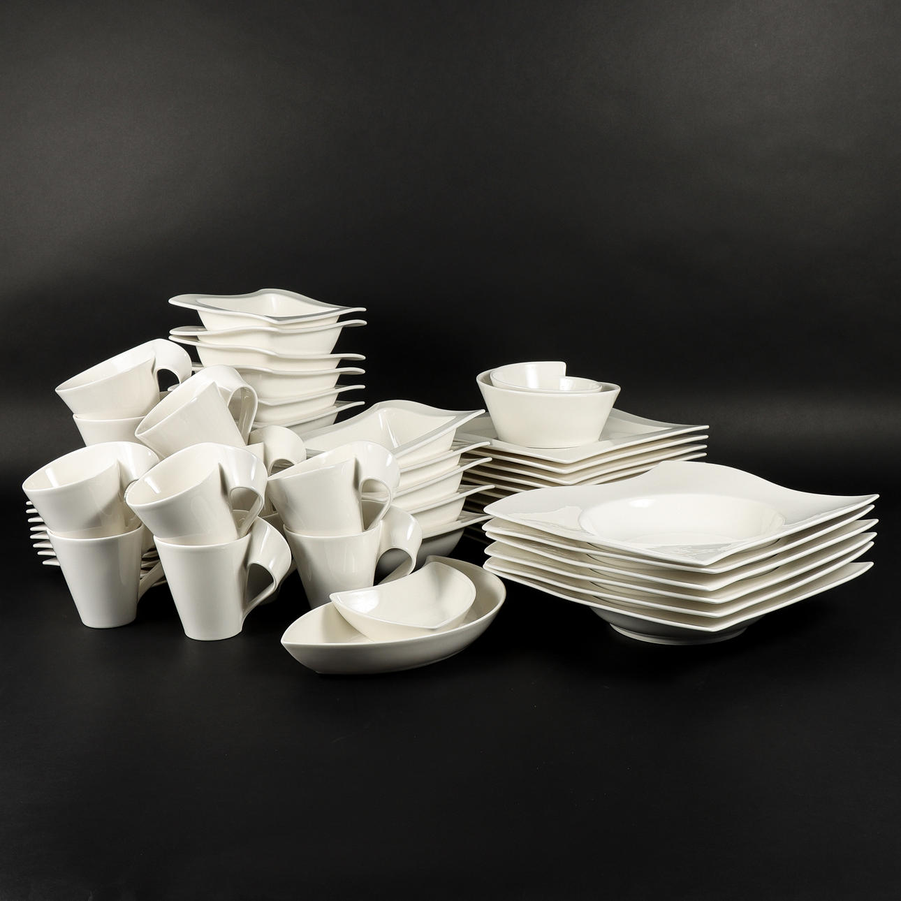 DINNERWARE Villeroy & Boch, New Wave.