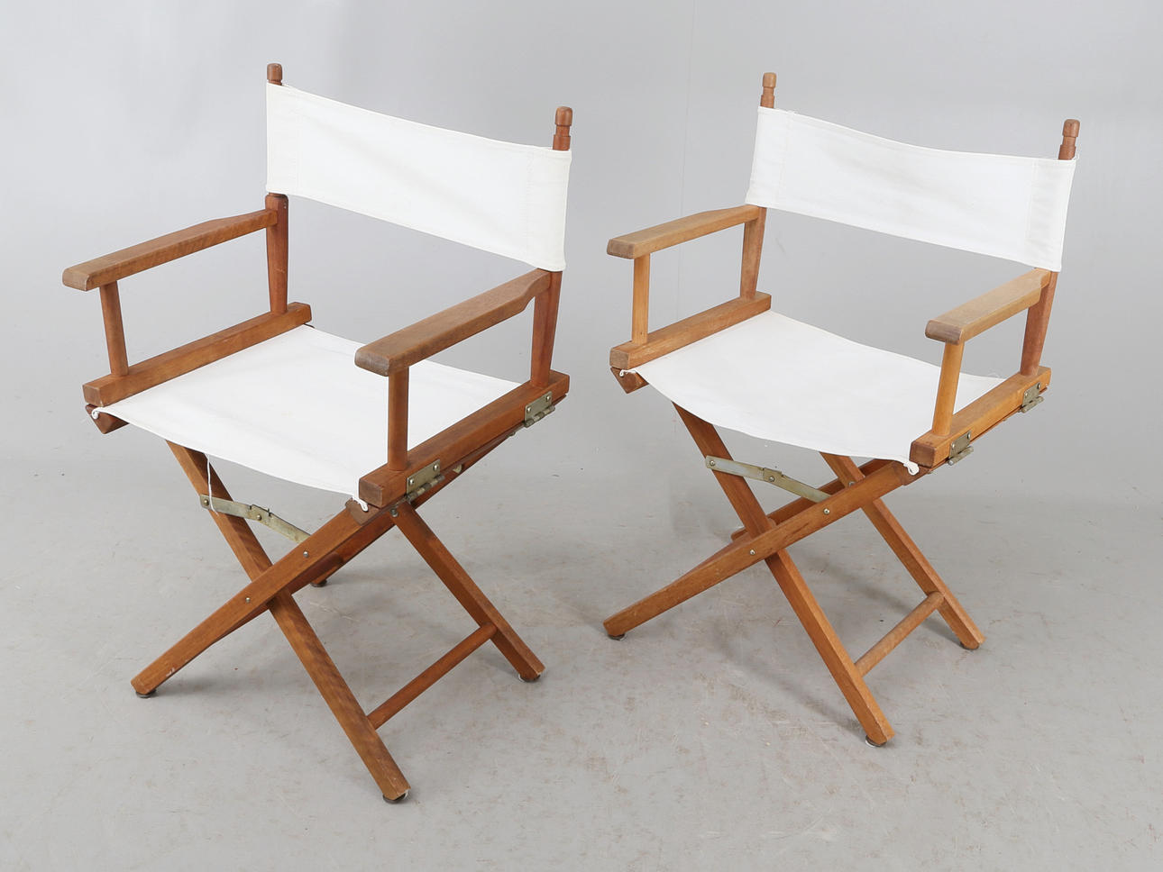 STOLAR, 1 par, regissörstolar, 1900-tal.