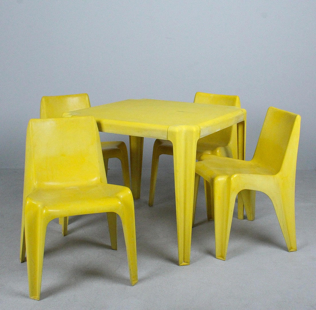 HELMUT BÄTZNER. Bofinger. Seating group - Four chairs/stacking chairs, model 'B1171' and a table, plastic, Germany, 1970s.