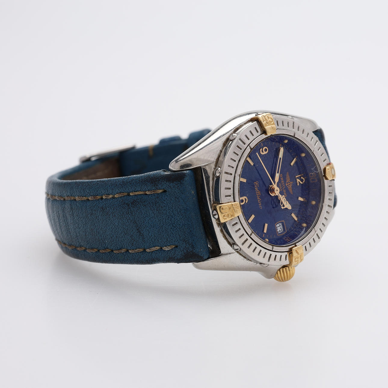 Eine BREITLING „Callistino“ Damenarmbanduhr, Quarzversion mit Datumsanzeige, Stahlgehäuse.