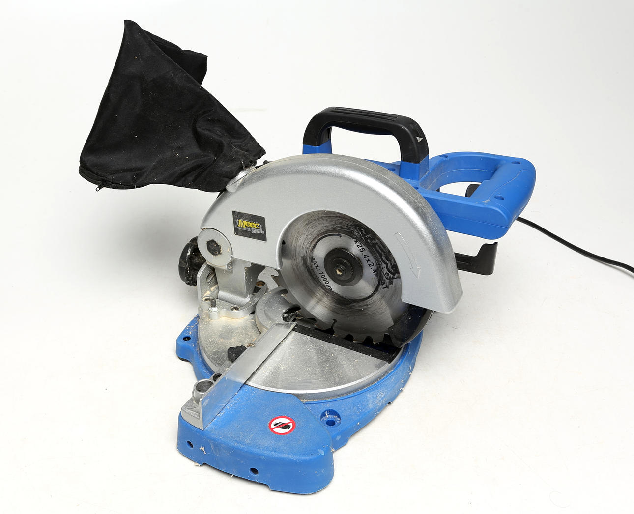 En Meec rundsav, moderne.