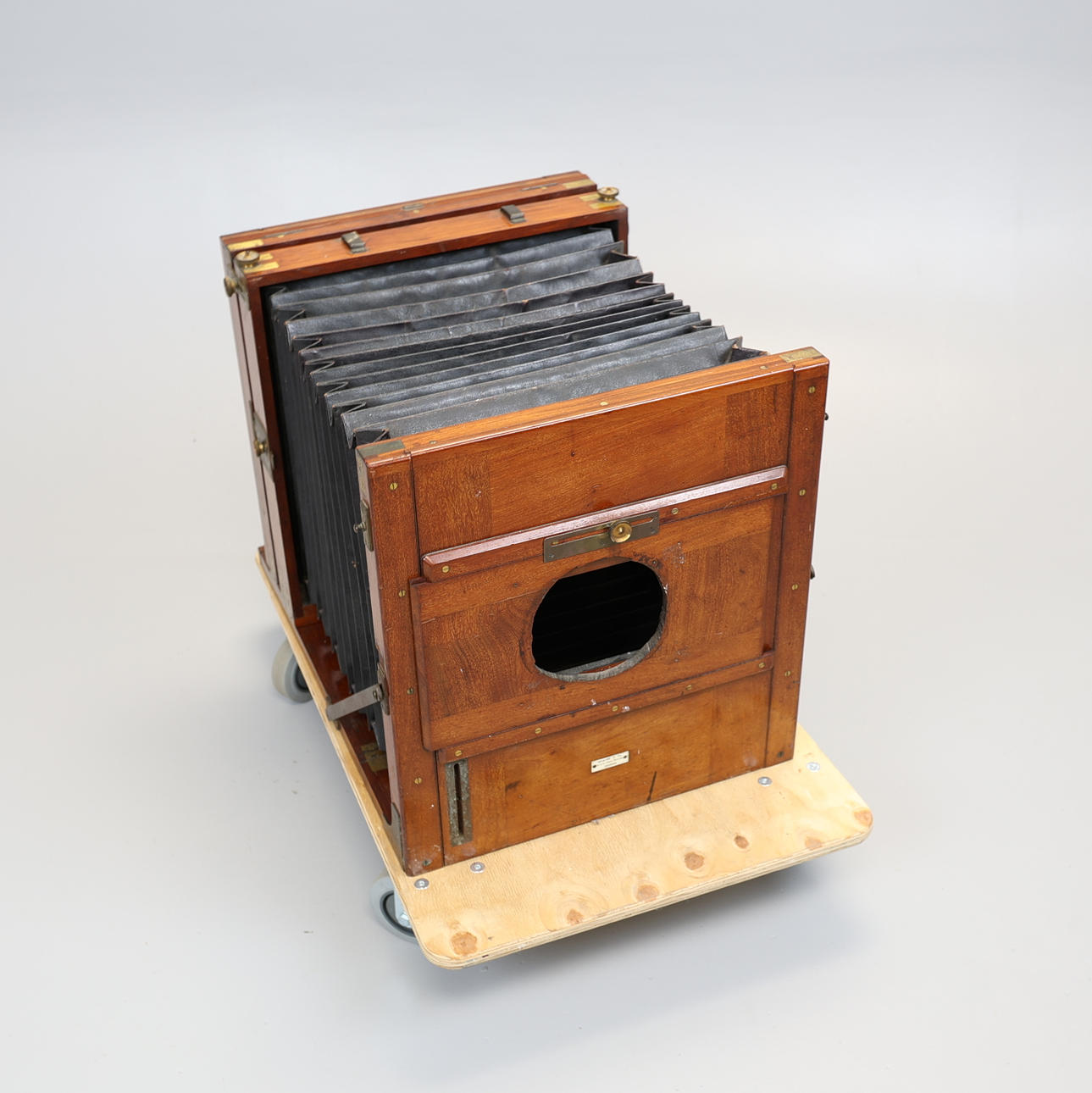 MARION & CO. 15 x 12 IN. LARGE FORMAT FIELD CAMERA.