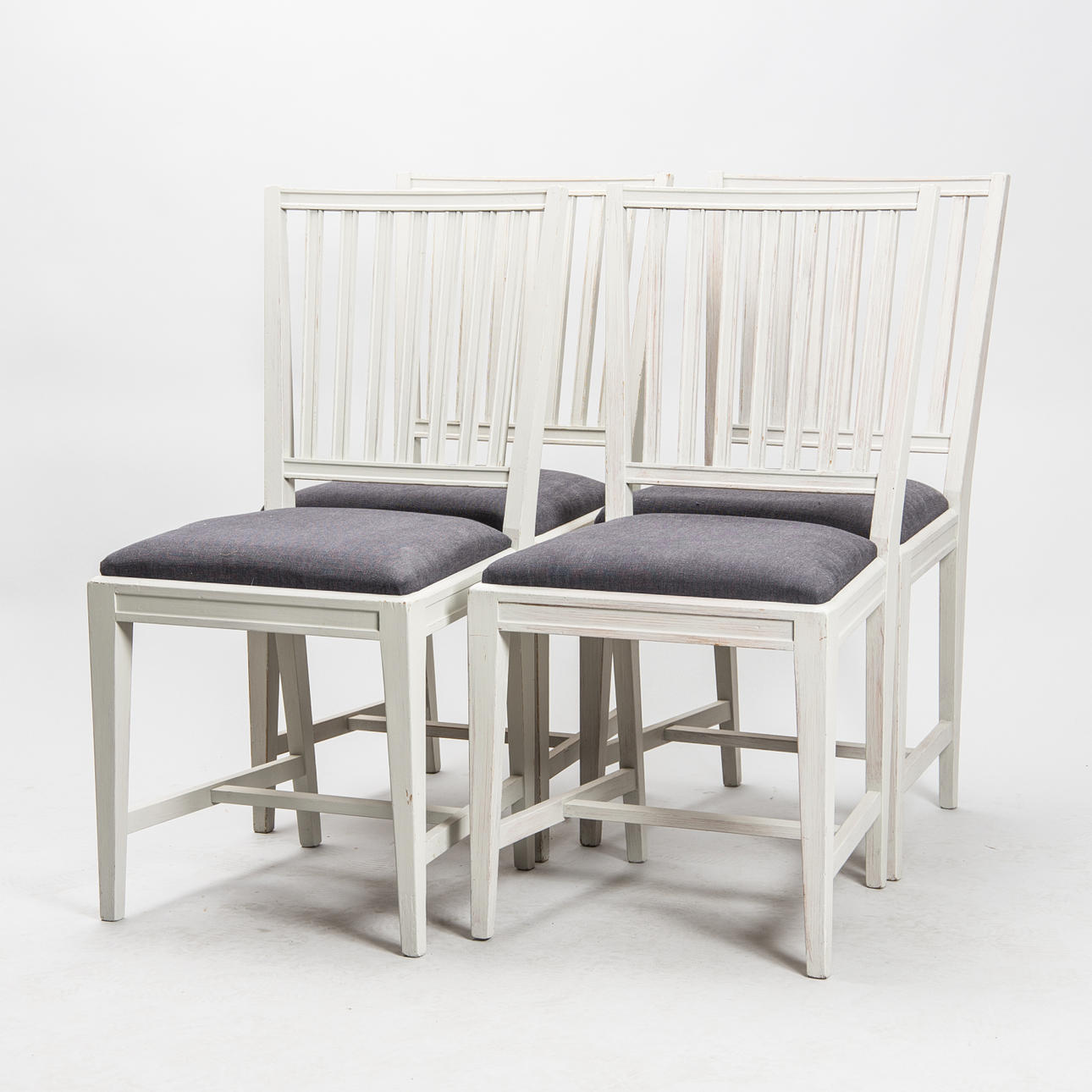 STOLAR, 4 stycken, gråmålade, gustaviansk stil, s.k Leksandsmodell.