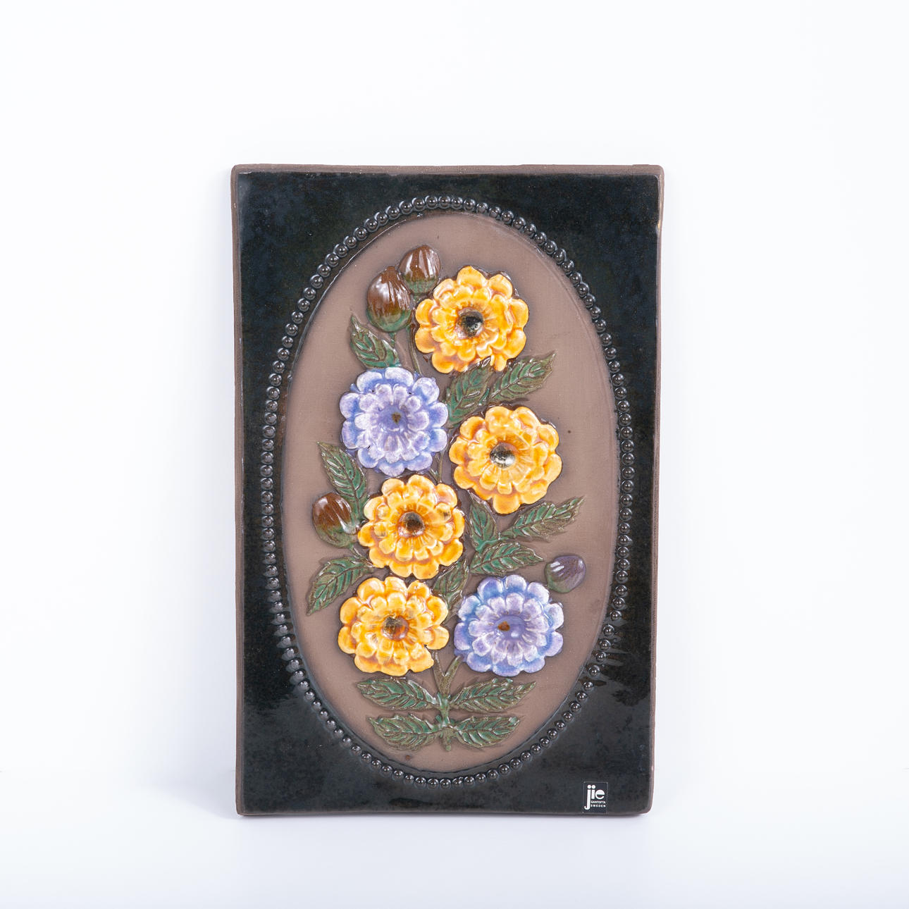 CERAMIC TILE, JIE Gantofta.