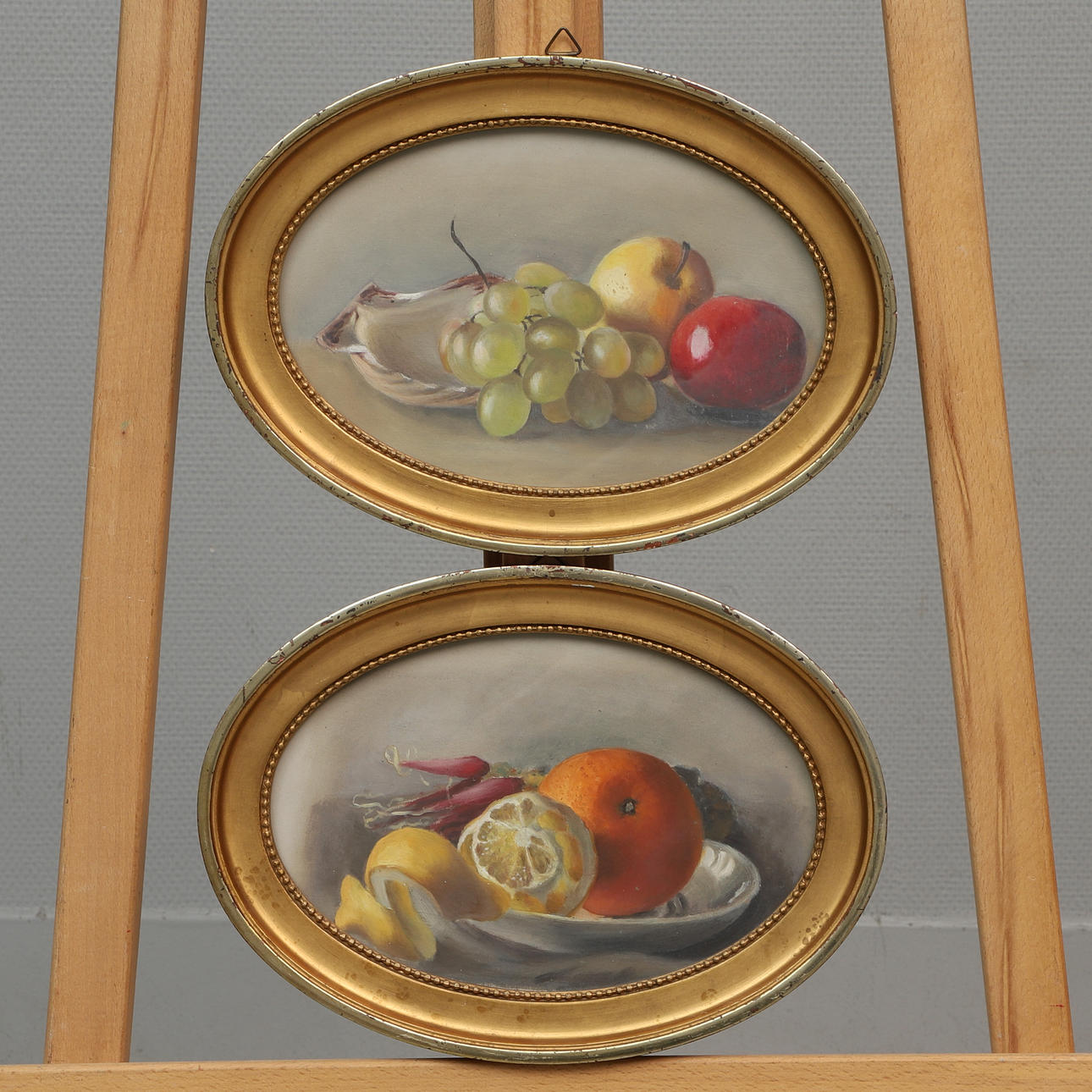 OKÄND KONSTNÄR. Oil on canvas, a pair, fruit still lifes, unsigned.