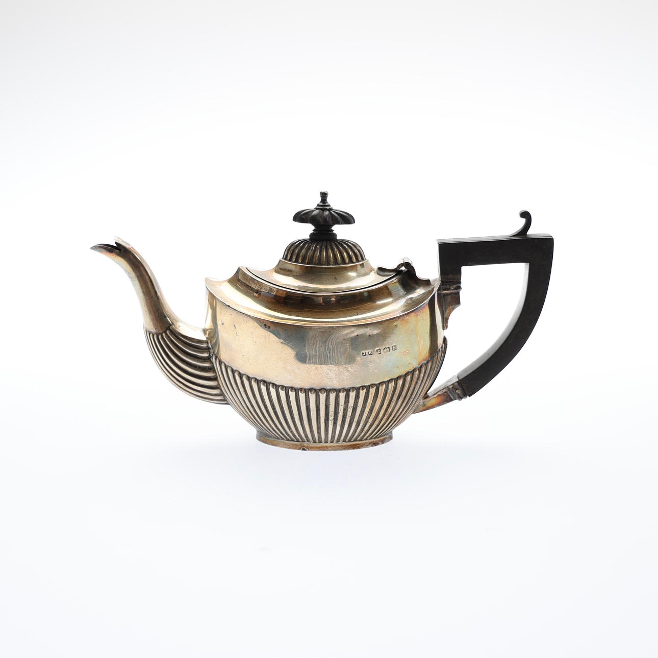 EDWARDIANSK SILVERUNGKARLSTEKANNA.