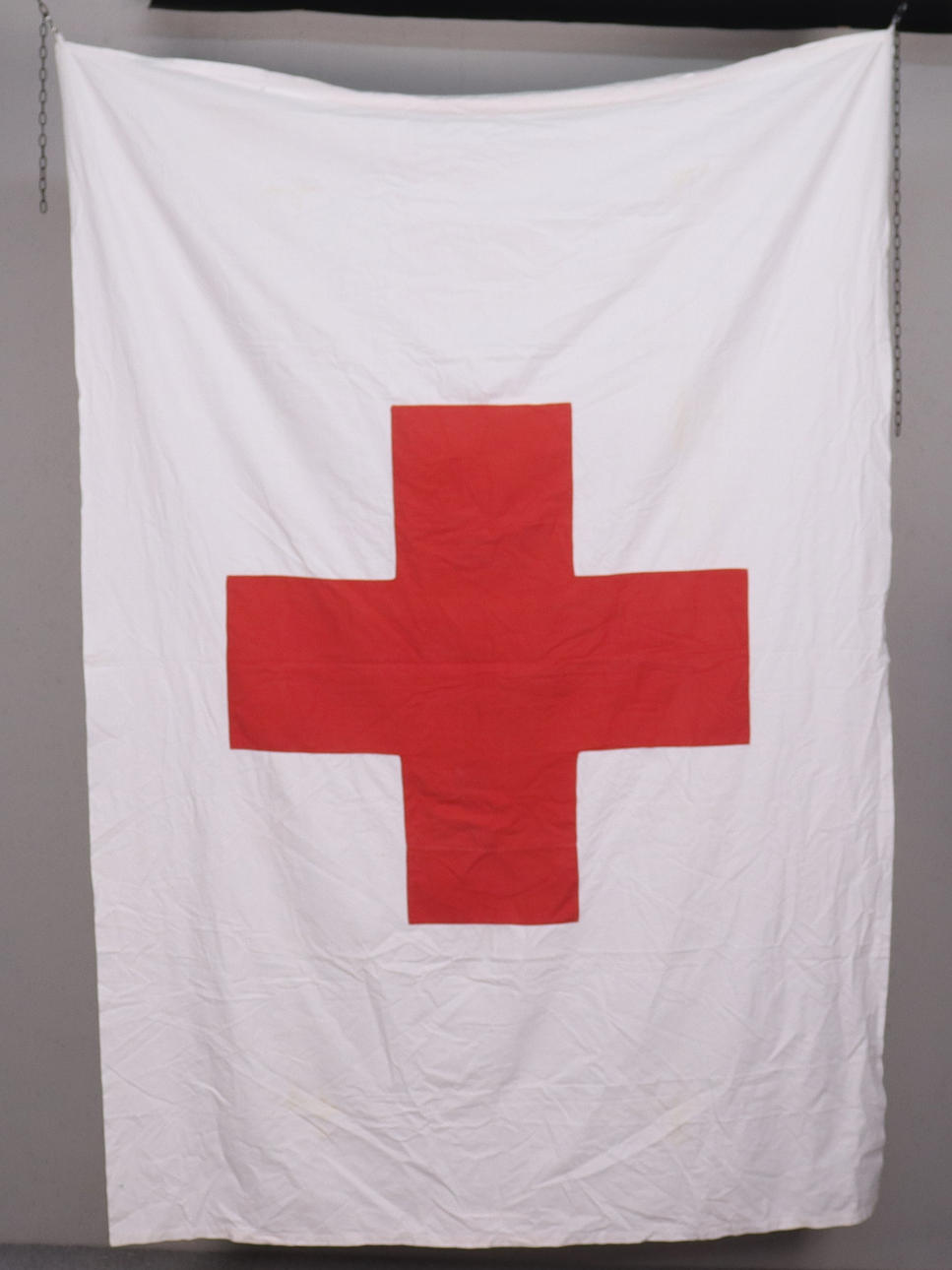 Punaisen Ristin lippu.