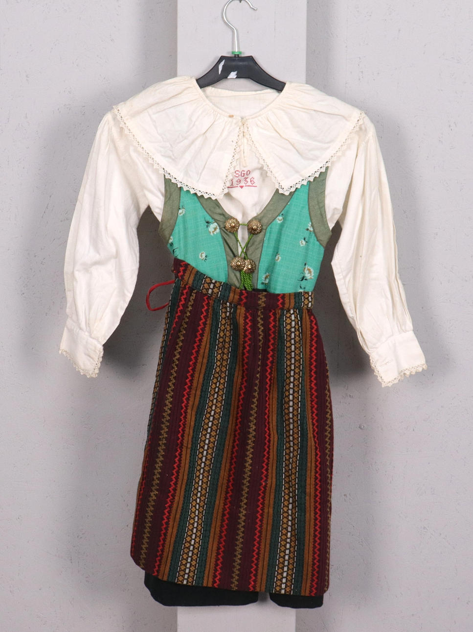 FOLK -/HÄRADSDRÄKT, Skåne, child size.