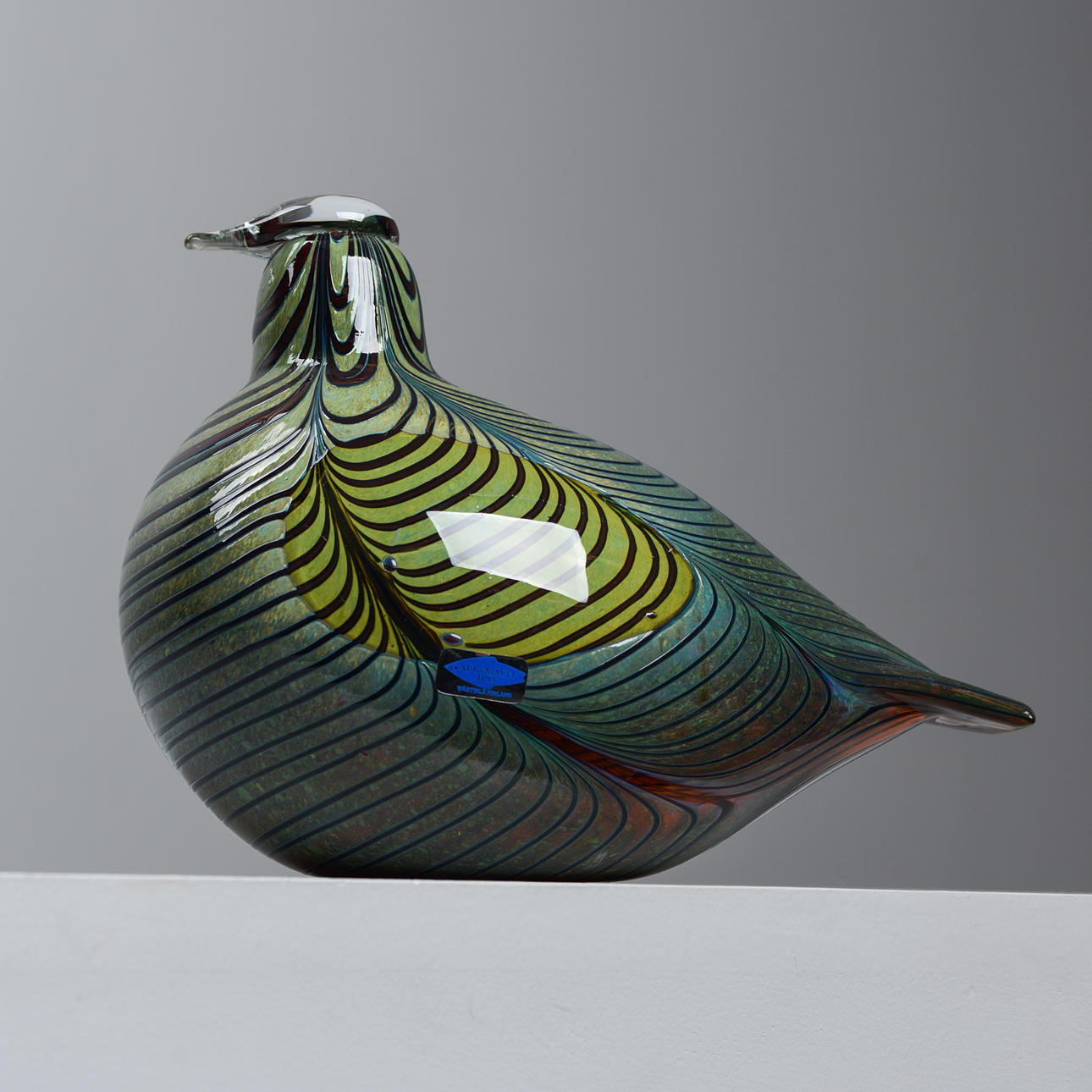 OIVA TOIKKA. Sculpture, bird, Nuutajärvi, Finland, signed. Glass