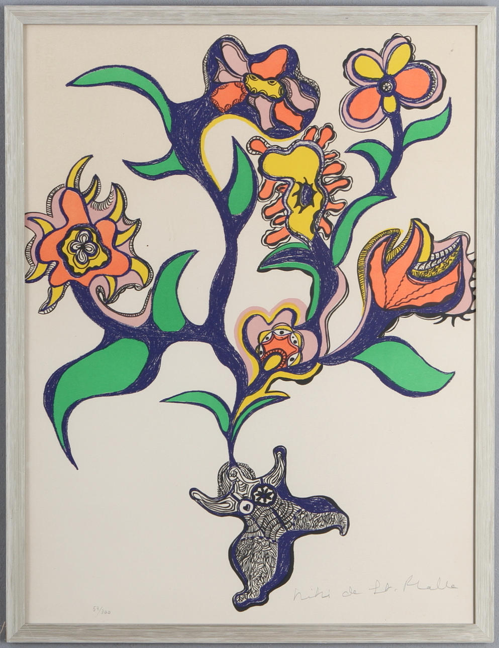 NIKI DE SAINT PHALLE. Figur med blommor, färglitografi, signerad samt numrerad 57/300.