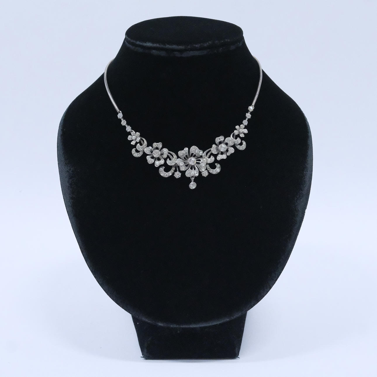 NECKLACE, SILVER WITH RHINESTONES.