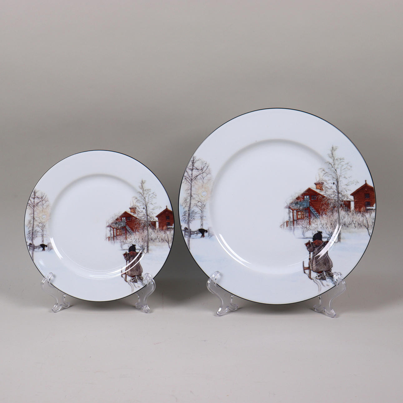 PLATES, Four-clover with decor by Carl Larsson, 24 pieces.