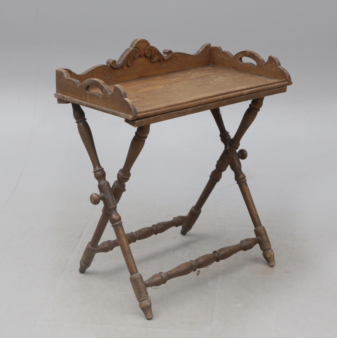 BORD, fällbart, trä, sent 1800-tal.